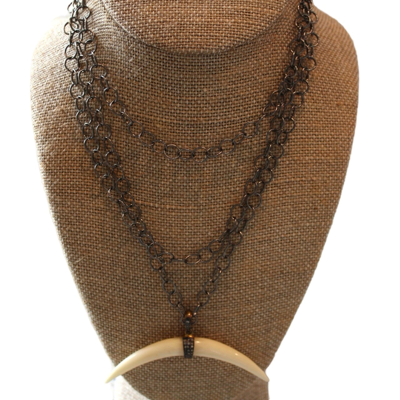 Gunmetal Chain Necklace with Horn