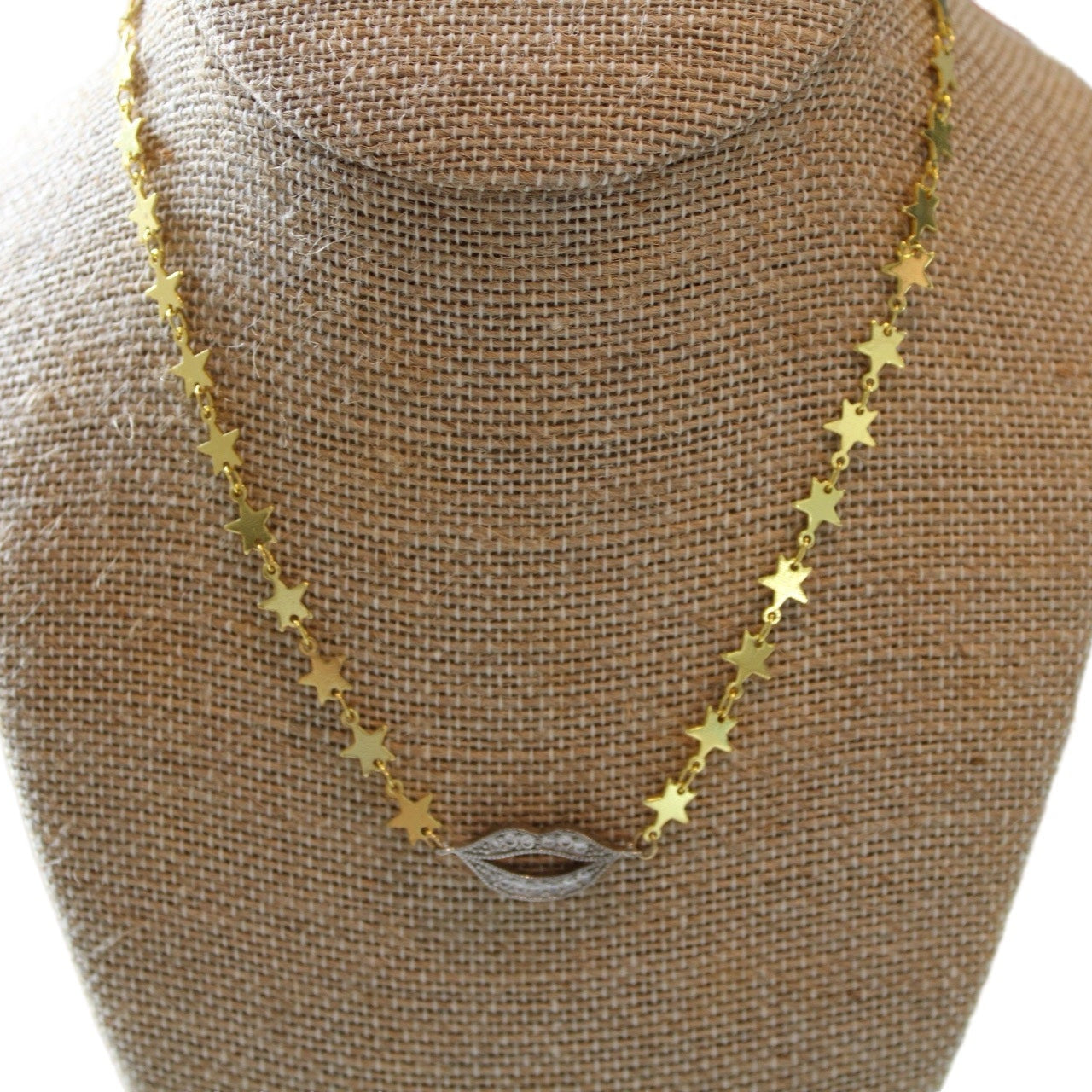 Star Lip Necklace